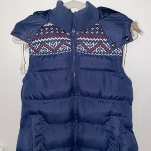 Chikny blue/navy Puffer vest with fur lined hood
